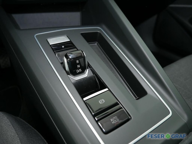 Volkswagen Golf 1.5 eTSI DSG Life Variant