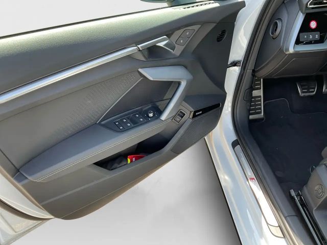 Audi A3 35 TDI S-Line Sedan