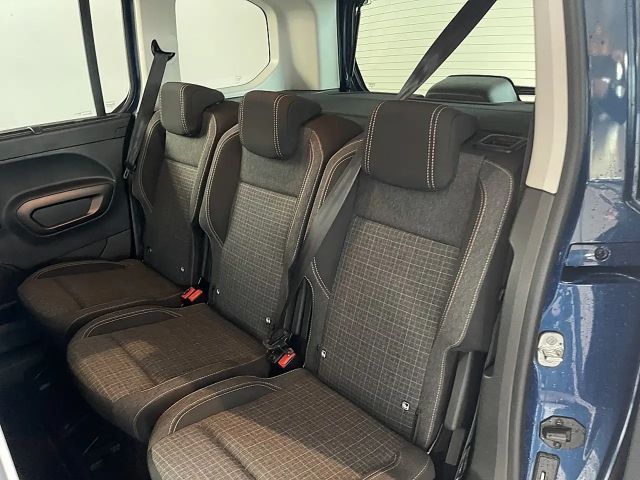 Peugeot E-Rifter 50kWh GT-Line