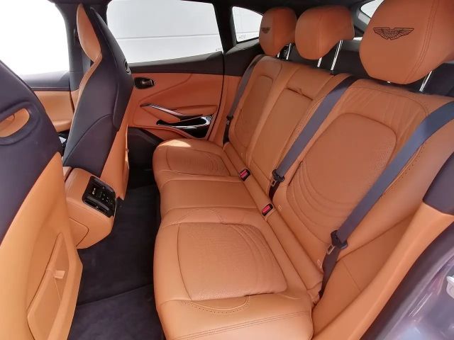 Aston Martin DBX Concours Blau Vollausstattung-6 800 KM-