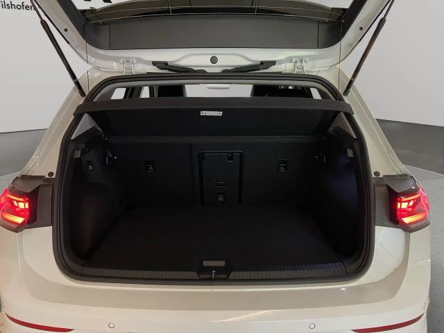 Volkswagen Golf 1.5 eTSI BMT DSG Golf VIII