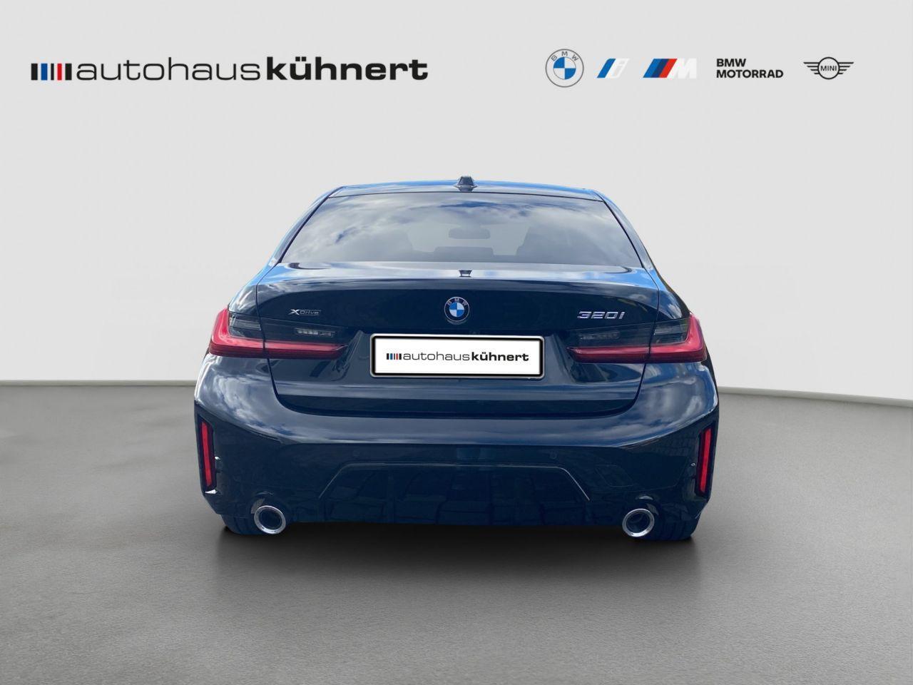 BMW 320 320i Sedan xDrive