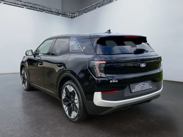 Ford Explorer Premium RWD