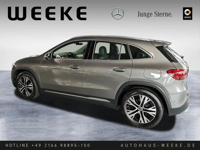 Mercedes-Benz GLA 180 Progressive