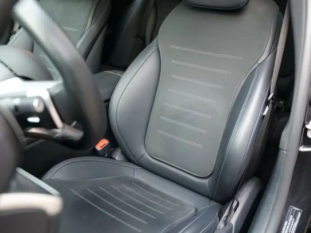 Mercedes-Benz C 220 AMG Line C 220 d Sedan