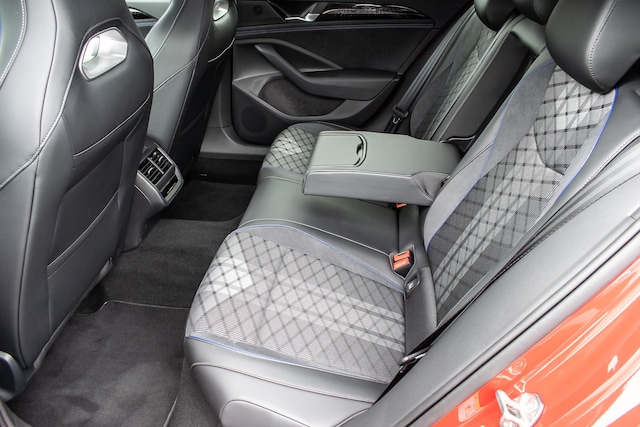 Volkswagen Passat 1.5 eTSI DSG eHybrid