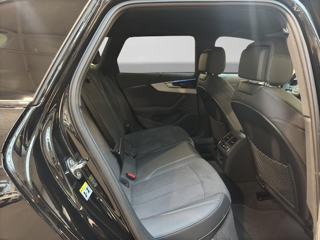 Audi A4 40 TFSI Avant Quattro S-Line S-Tronic
