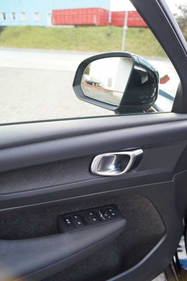 Volvo XC40 Plus Recharge