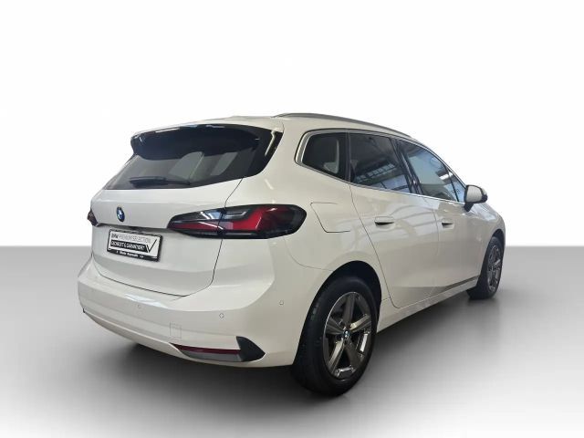 BMW 220 220i Active Tourer