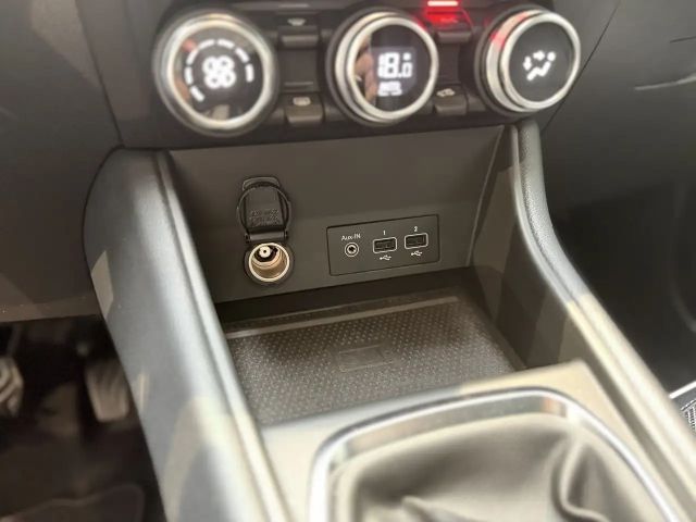 Renault Captur Intens TCe 140