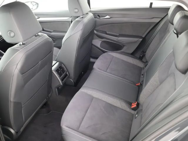 Volkswagen Golf Business DSG Variant