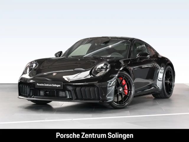 Porsche 992 Carrera Coupé GTS