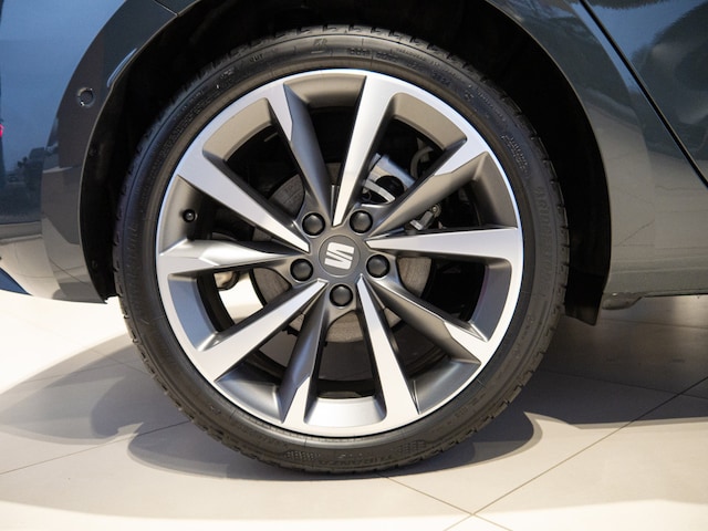 Seat Leon 1.5 eTSI FR-lijn