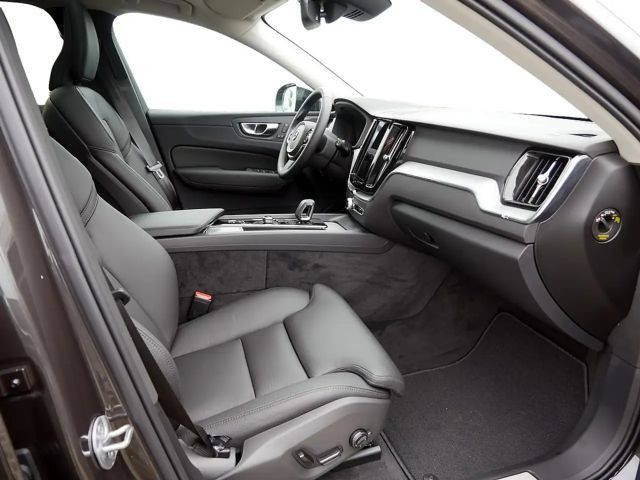 Volvo XC60 AWD Dark Plus T6