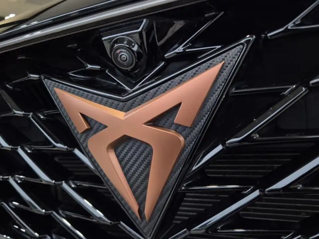 Cupra Formentor 1.4 DSG VZ e-Hybrid