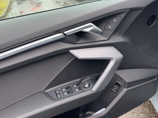 Audi A3 30 TFSI S-Tronic Sportback