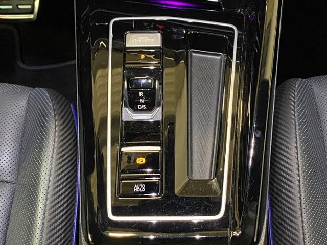 Volkswagen Golf 2.0 TSI 4Motion DSG Golf VIII