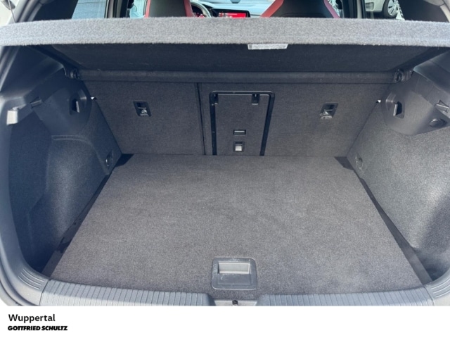 Volkswagen Golf DSG GTI Style