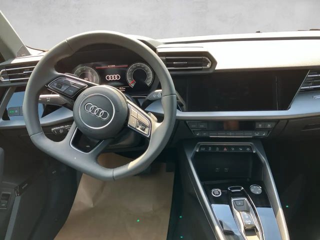 Audi A3 30 TFSI Sedan