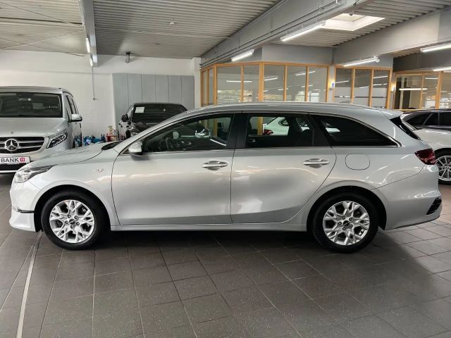 Kia Ceed CRDi Vision
