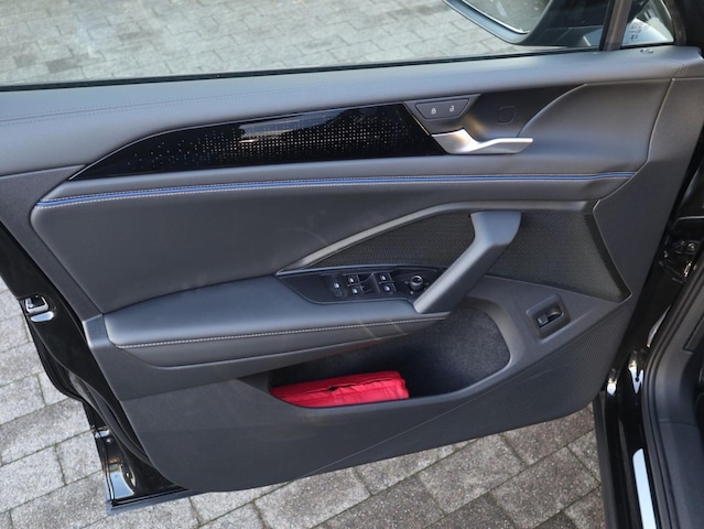 Volkswagen Tiguan 4Motion DSG R-Line