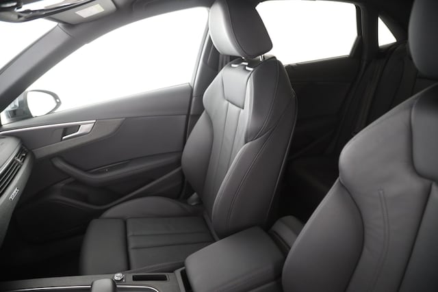 Audi A4 40 TDI Quattro S-Tronic Sedan