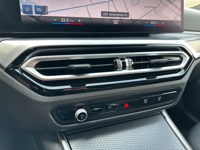 BMW 330 330d M-Sport Touring xDrive