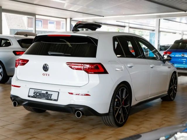 Volkswagen Golf DSG GTI Golf VIII Style