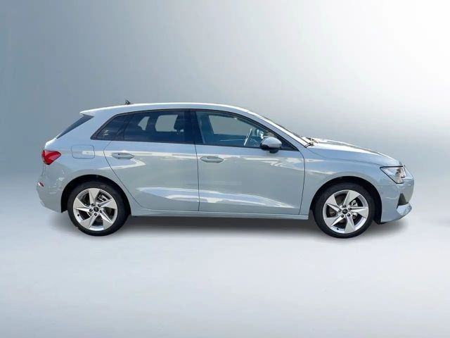 Audi A3 30 TFSI Sedan