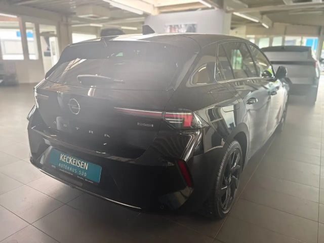 Opel Astra Elegance Innovation