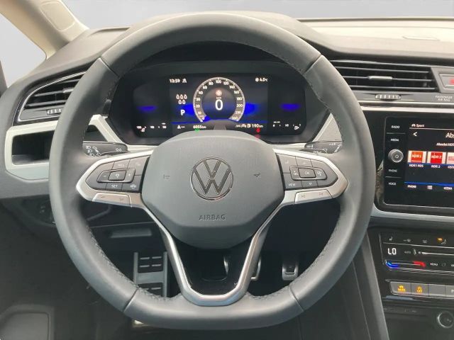 Volkswagen Touran 1.5 TSI DSG Move