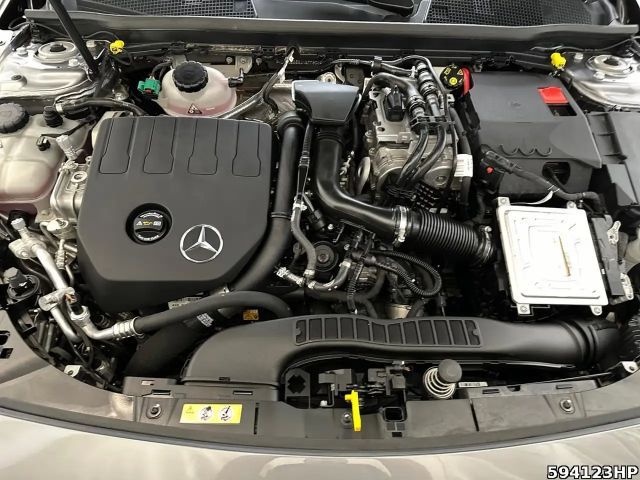 Mercedes-Benz CLA 250 CLA 250 e