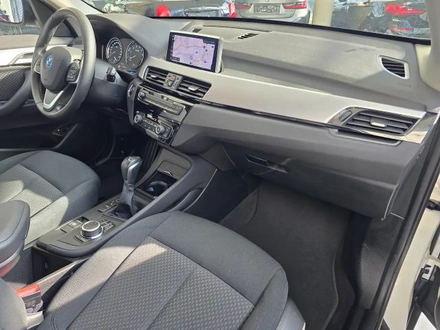 BMW X1 25e Hybrid Allrad A. Komfortzugang/Navigation/LED