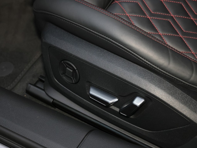 Audi S6 Avant Quattro