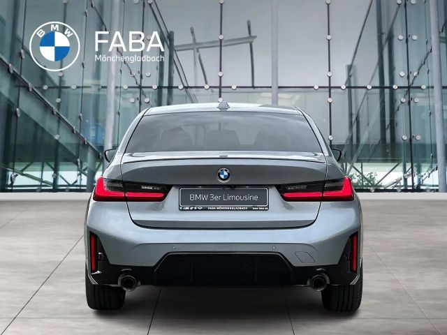 BMW 320 320i M-Sport Sedan