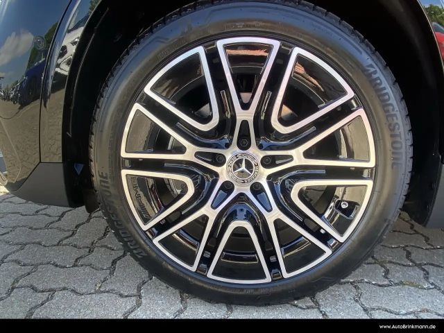 Mercedes-Benz GLA 180 AMG Line