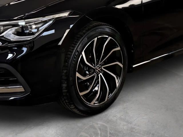 Volkswagen Golf 2.0 TDI DSG Style Variant