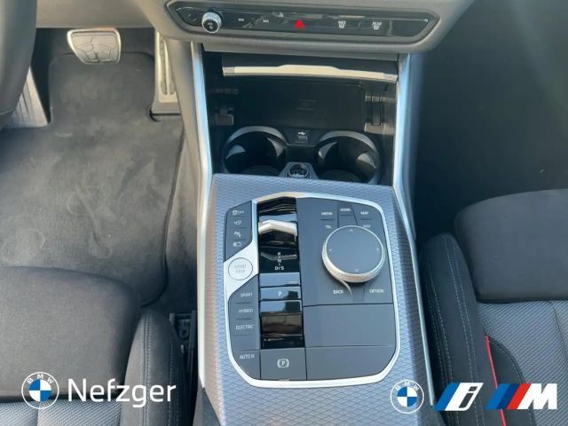 BMW 330 330e M-Sport Touring xDrive