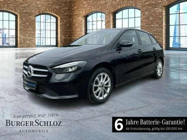 Mercedes-Benz B 250 B 250 e Sedan