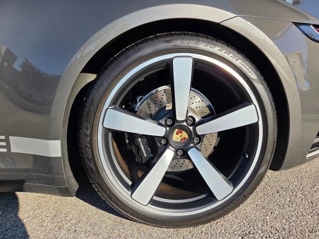 Porsche 992 4 Cabrio S Targa