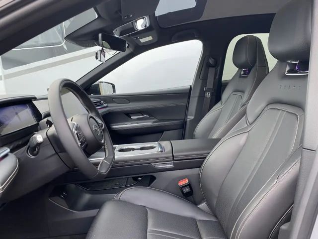 Mazda 6e Long range Takumi