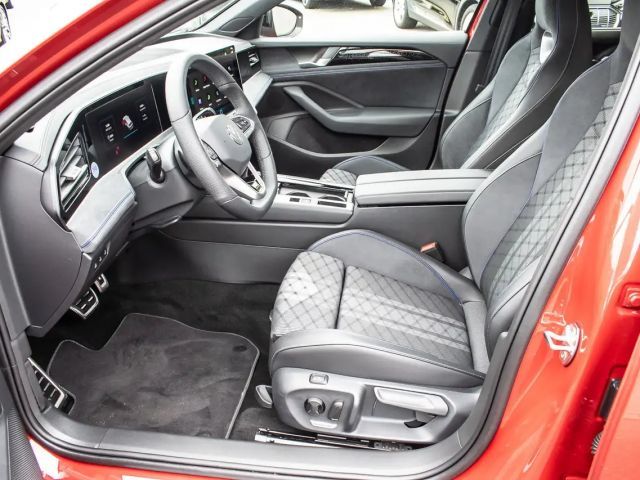 Volkswagen Passat DSG R-Line eHybrid