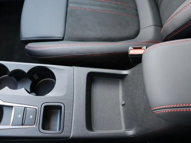 Ford Kuga Plug in Hybrid ST Line X