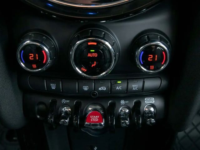 MINI Cooper Classic Trim Autom. Navi LED PDC Tempomat