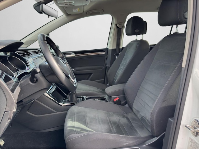 Volkswagen Touran 1.5 TSI Highline