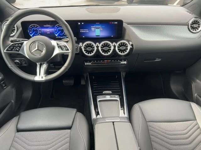 Mercedes-Benz EQA 300 4MATIC