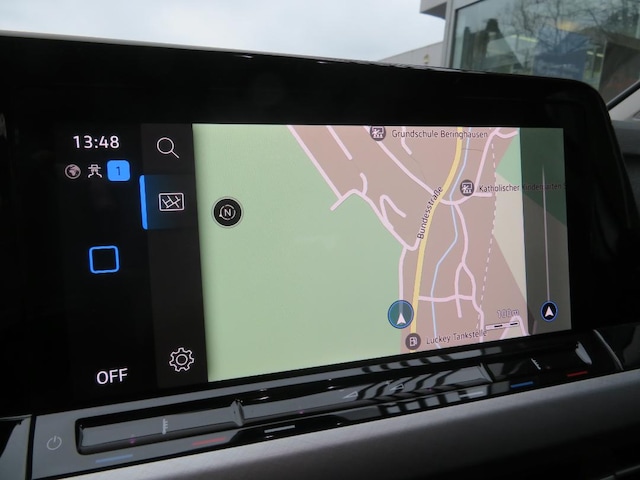 Volkswagen Golf Life Variant