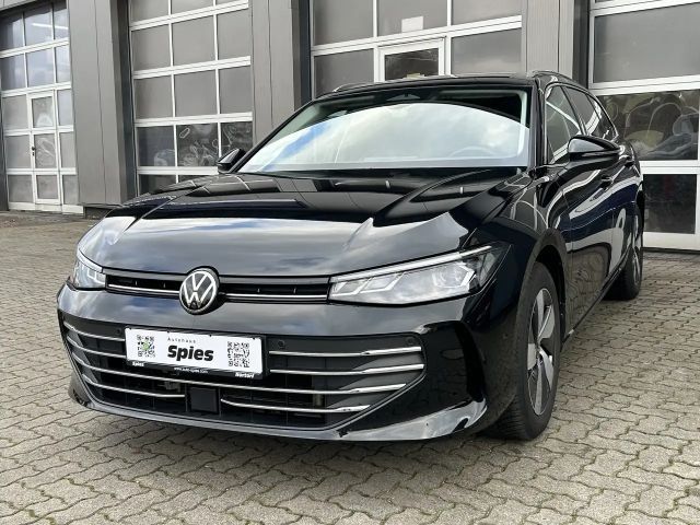 Volkswagen Passat 1.5 eTSI Business Variant