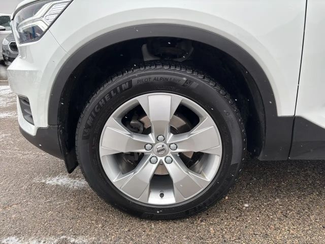 Volvo XC40 Momentum