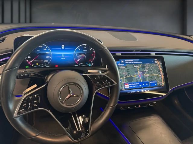 Mercedes-Benz E 220 AVANTGARDE E 220 d Estate